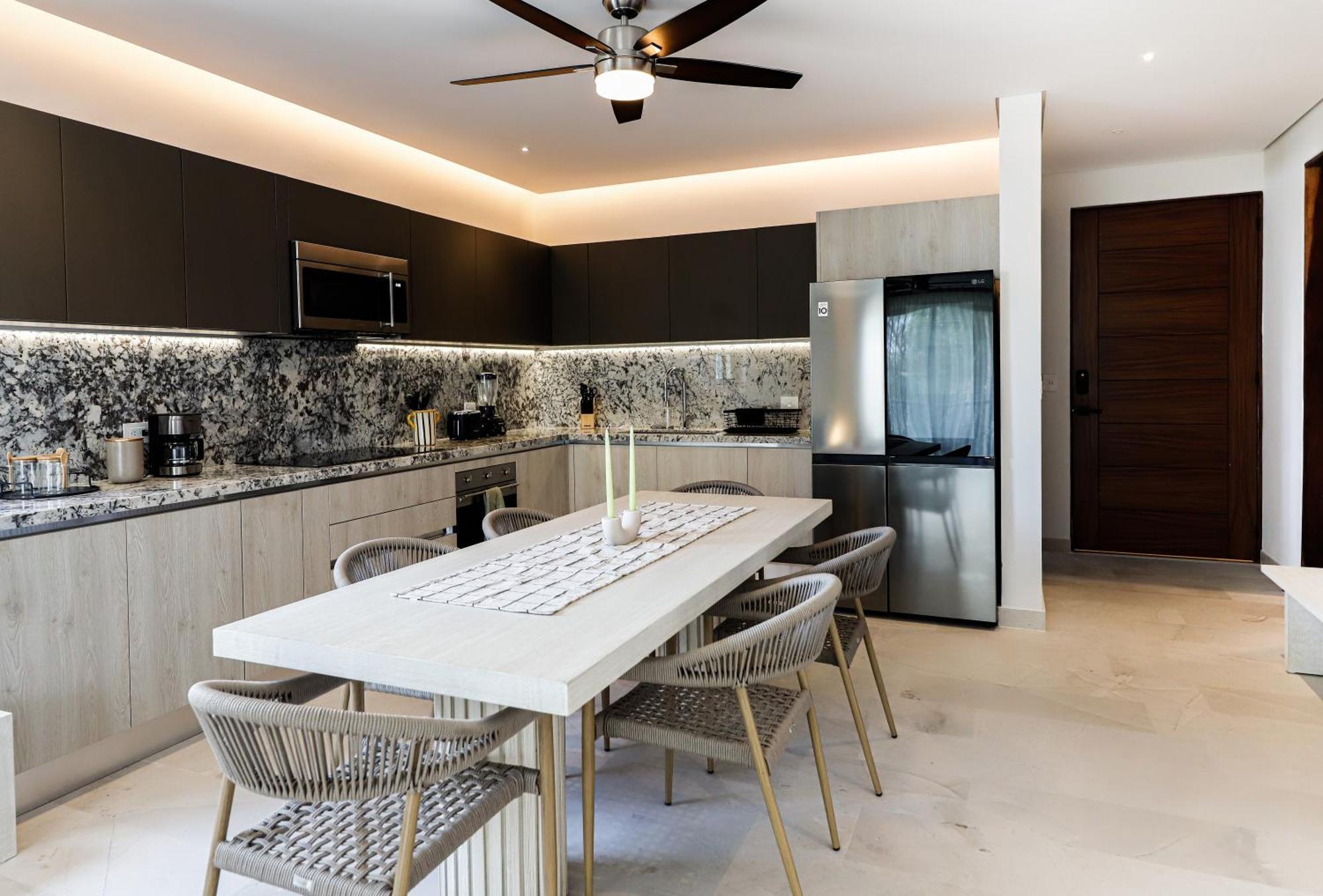 Porto Blu Apartment Пуерто Морелос Екстериор снимка